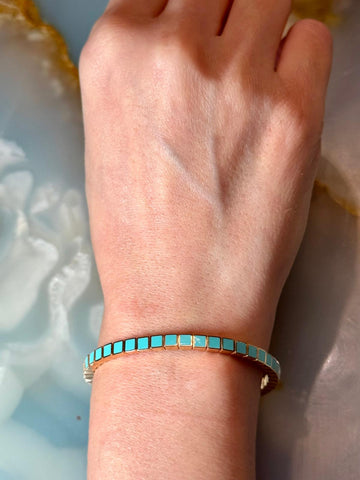 18k Solid Gold Flexible Bracelet In Colour Blue