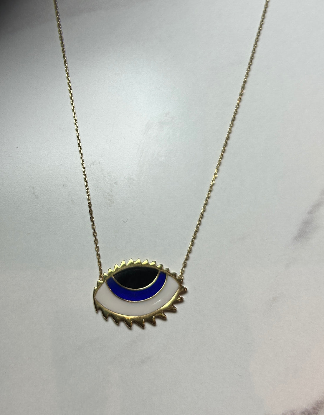 Simple eye pendant
