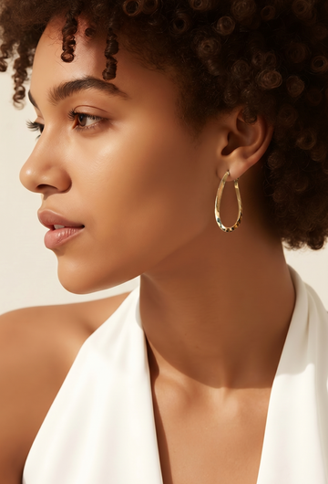 18k Gold Simple Oval Hoop