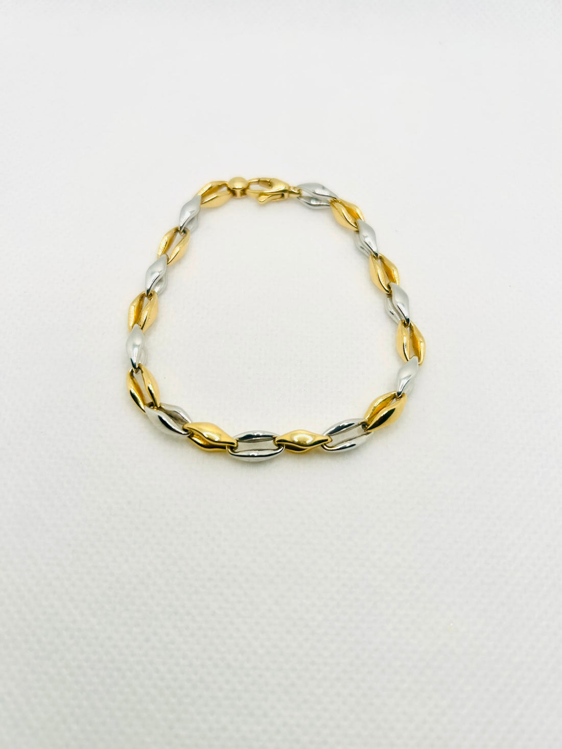 18k Italian Gold Two-Tone Chain Bracelet — 8g (Approx)