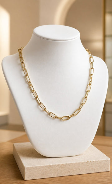 Long paperclip chain