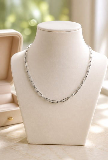 18k White Gold Minimal Chain